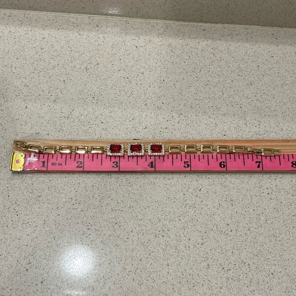 Elegant Gold and Pink Gemstone Bracelet - Picture 8 of 8